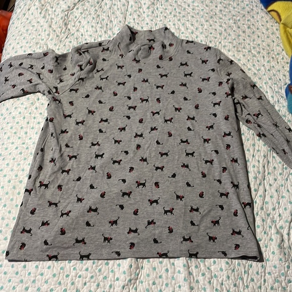 Christmasy cat long sleeve turtleneck - Picture 2 of 2